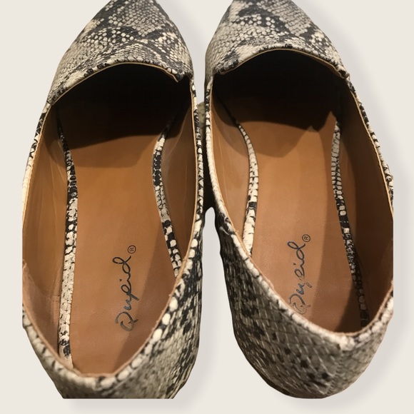 Qupid• Snake Print Pointed Toe Flat• EUC! - Picture 5 of 10